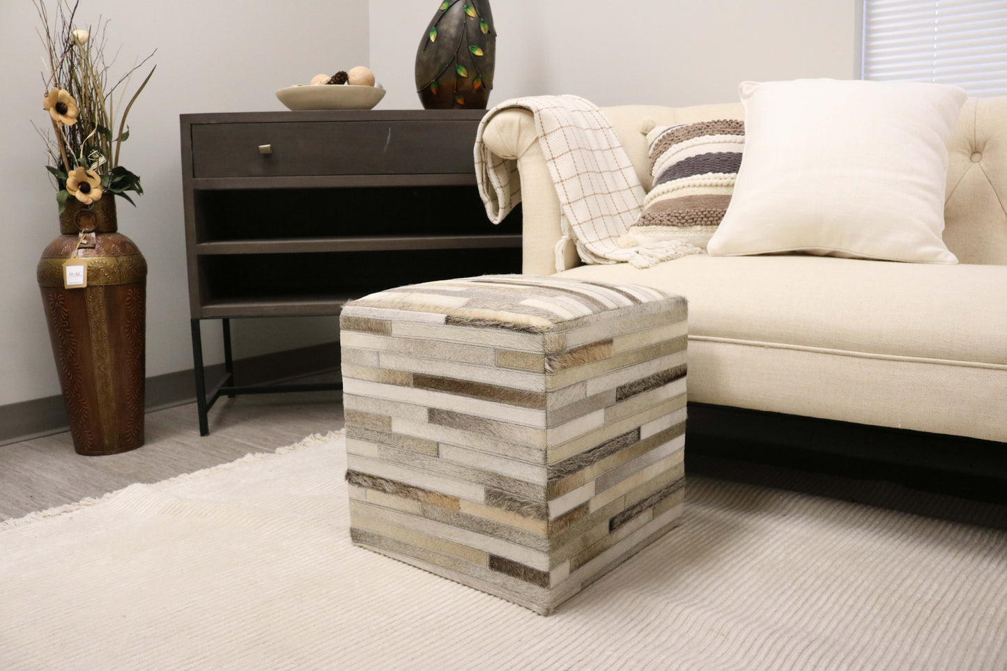 Palencia 100% Cowhide Leather Cube Pouf