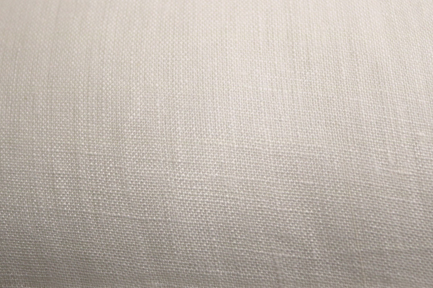 Albi Linen Throw Pillow 20x20